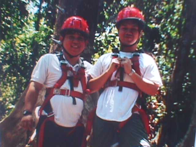 ropes course participants